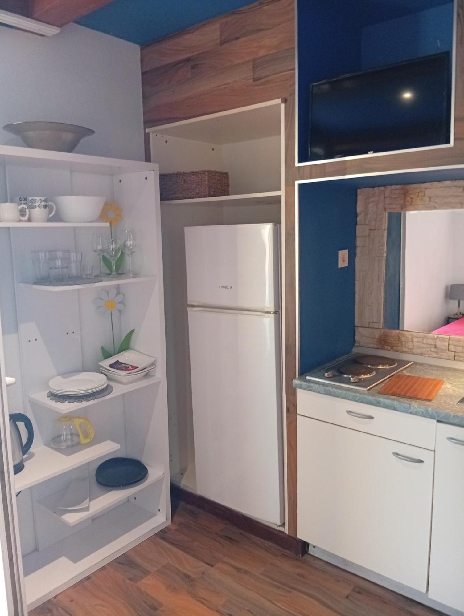 Apartmani Sollei Petrcane Bagian luar foto