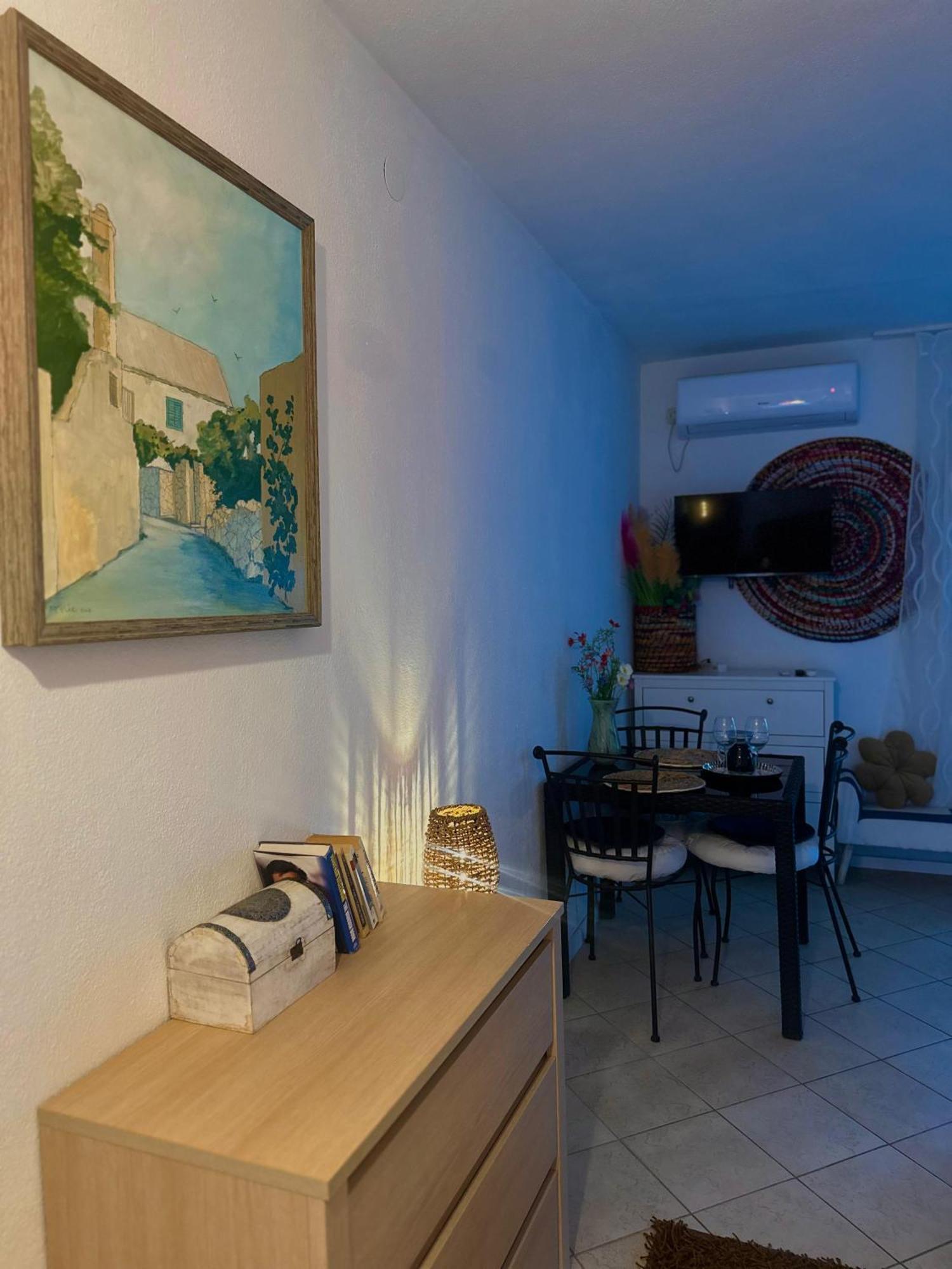 Apartmani Sollei Petrcane Bagian luar foto